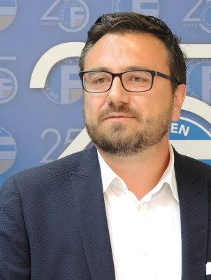 Die 12