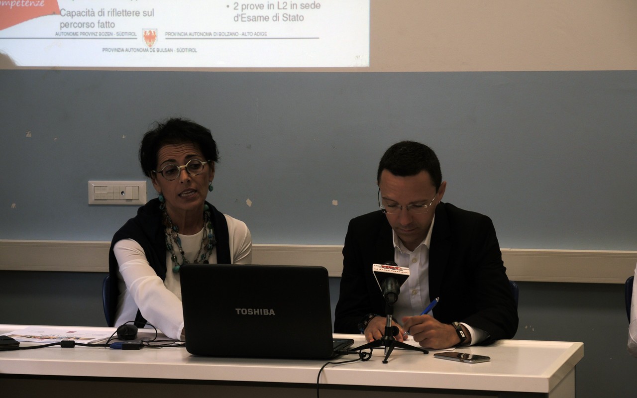conferenza stampa novita scuola-3