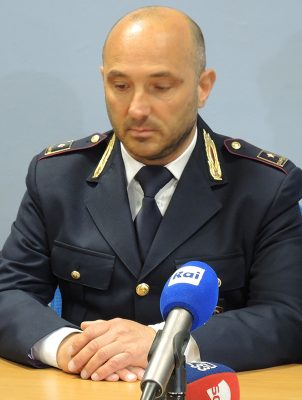 Polizia 4