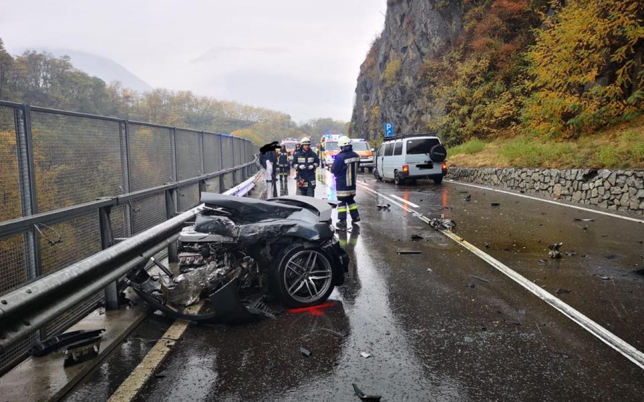 43716556_2139637019404310_3305803810533801984_n