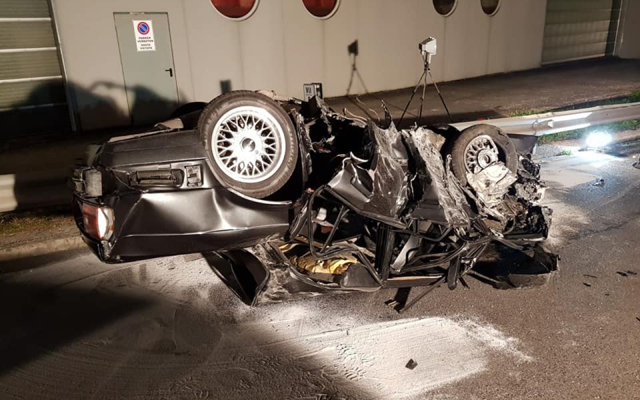 43931470_2154684734564248_282385969338908672_n