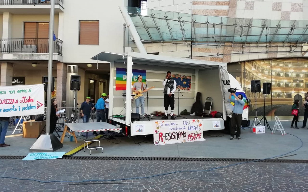 manifestazione sei