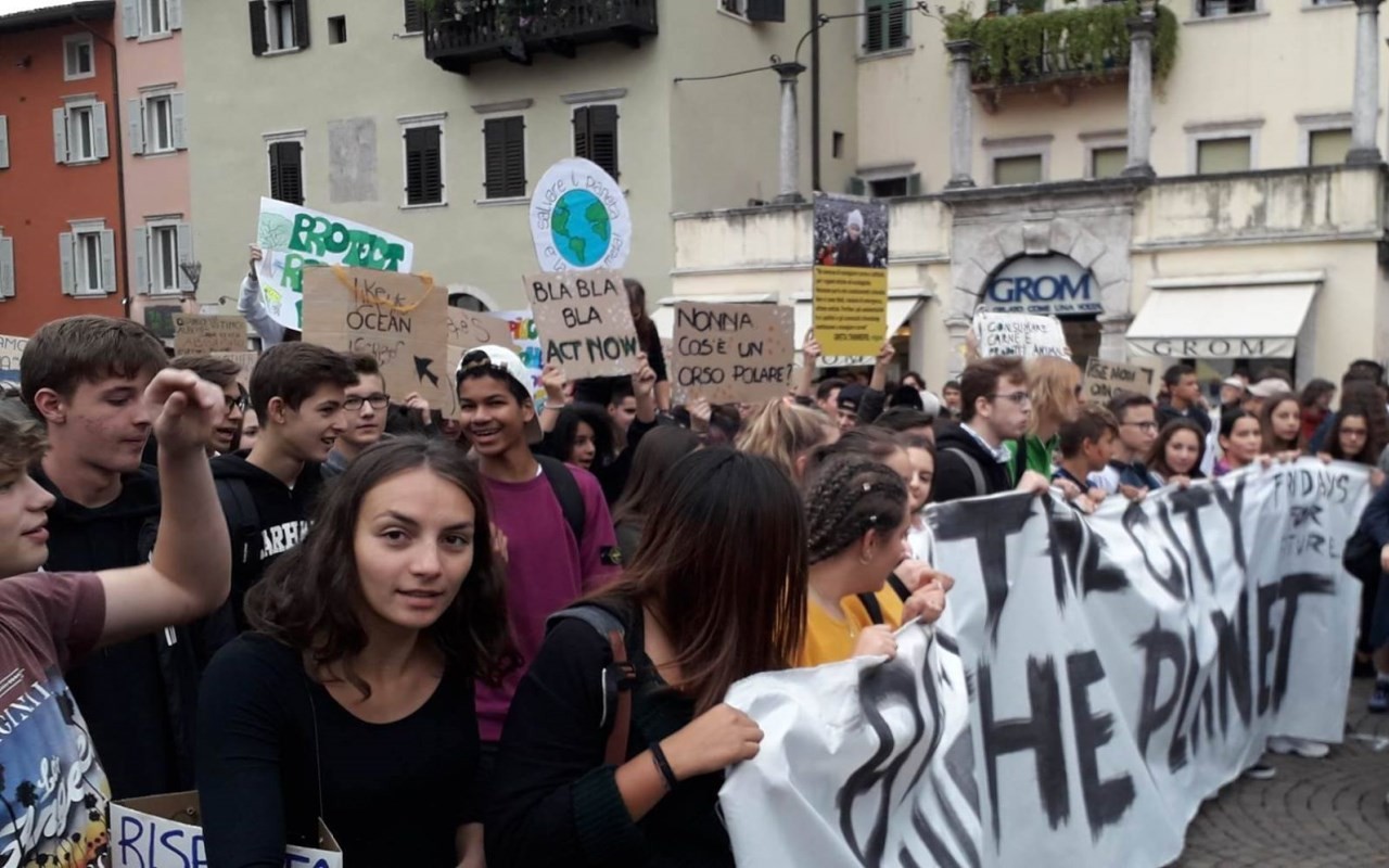 71848255_406782876689391_1263038397287497728_n