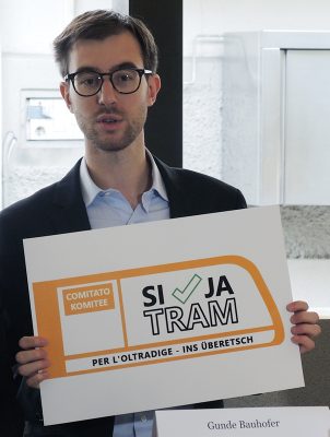 Si Tram 12