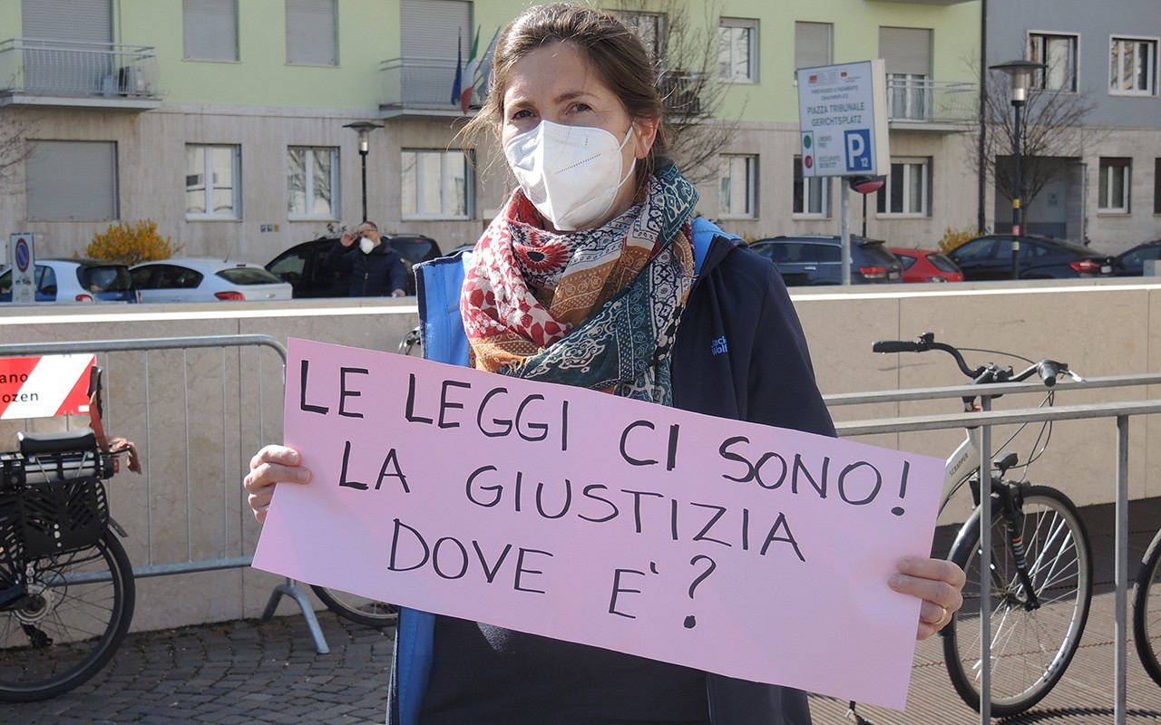 Manifestazione contrasto violenza maschile contro le donne 24