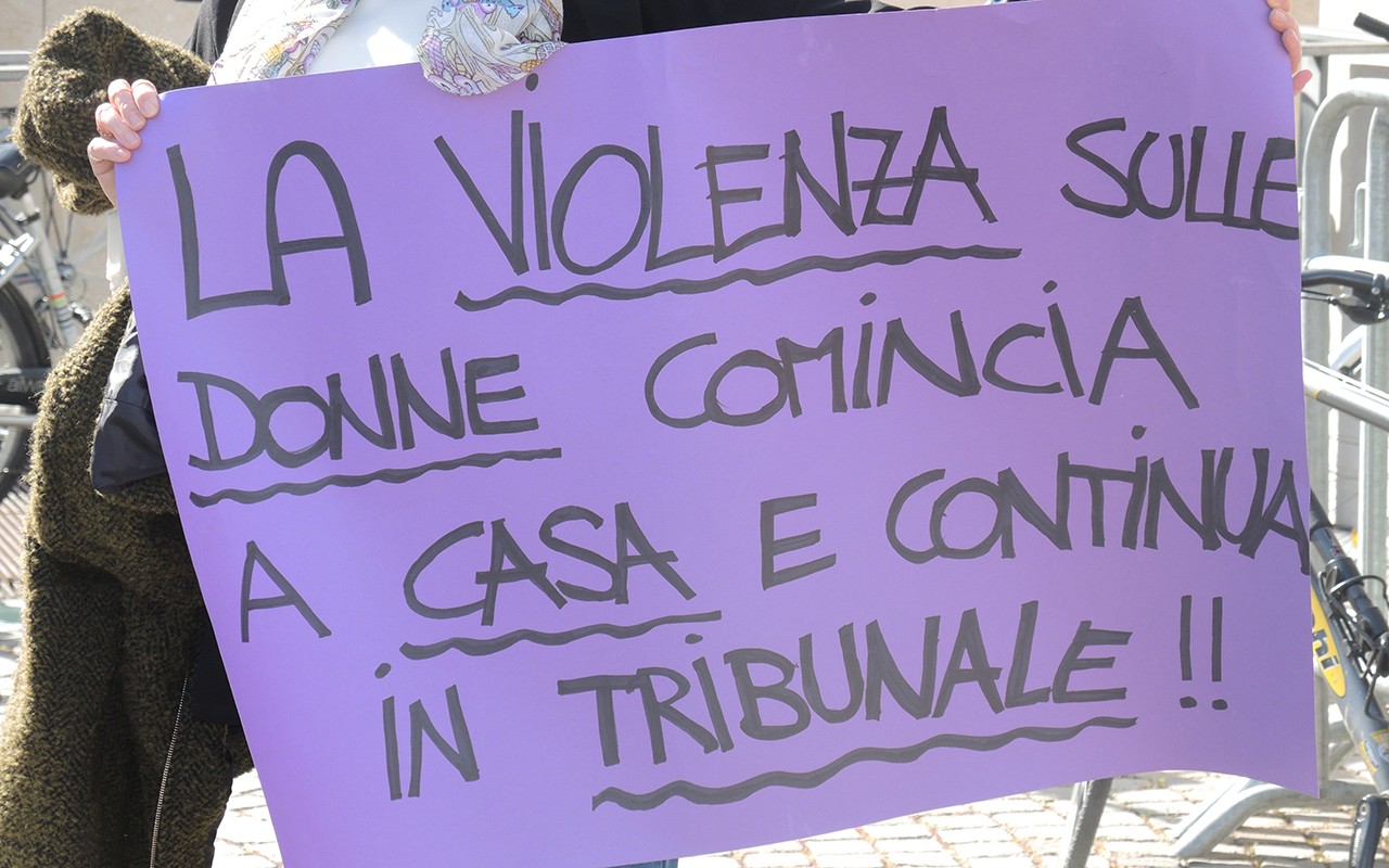 Manifestazione contrasto violenza maschile contro le donne 25