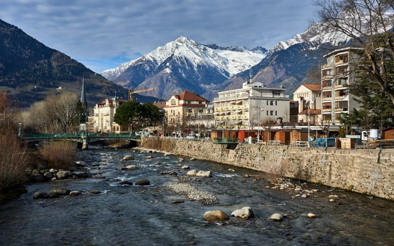 E’ BOOM DI AFFITTI BREVI IN ALTO ADIGE, IN CRESCITA DEL 19,9% RISPETTO AL 2025