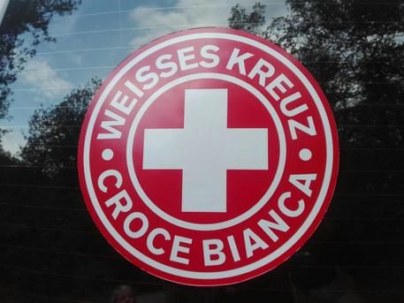 AUTO CONTRO UN MURO A MAIA BASSA, UN FERITO GRAVE