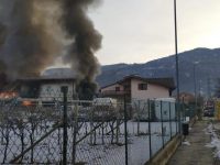 Gardolo-incendio-in-carrozzeria_imagefullwide (2)