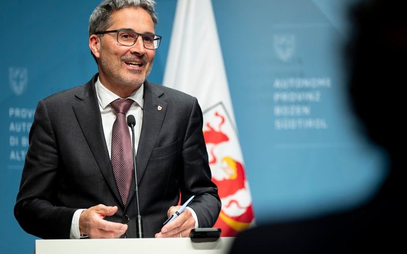 ‘DIFFAMATO KOMPATSCHER’, 2 CONSIGLIERI PROVINCIALI RINVIATI A GIUDIZIO