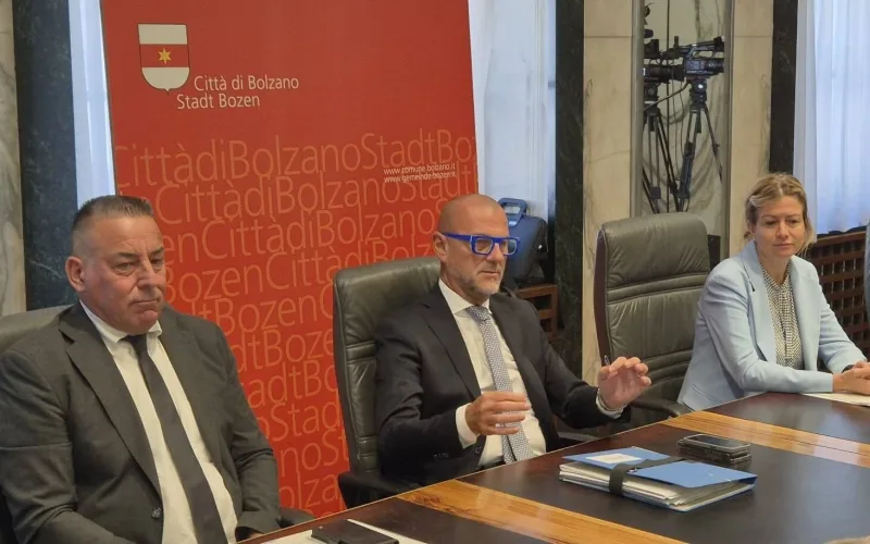 IL SINDACO DI BOLZANO CHIEDE LA RIUNIONE DEL COMITATO PER L’ORDINE E LA SICUREZZA PUBBLICA