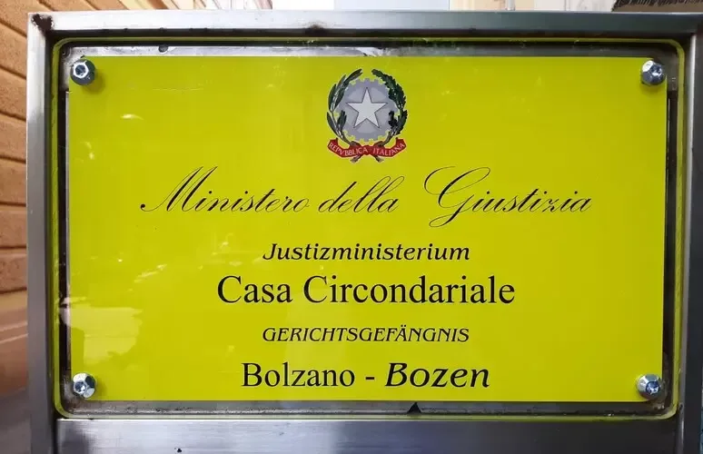 DETENUTO SUICIDA IN CARCERE A BOLZANO