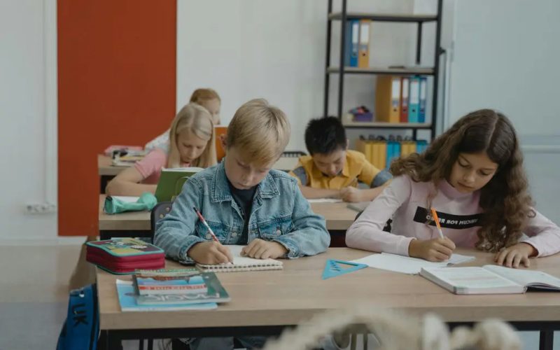 SCUOLA, IN ALTO ADIGE AUMENTI LORDI TRA 2.000 E 6.000 EURO AL PERSONALE