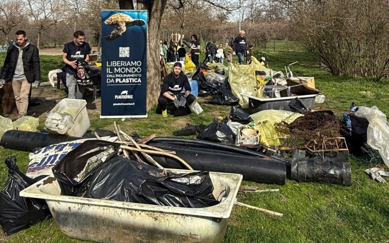 ‘PLASTIC FREE’, 2 T. DI RIFIUTI RACCOLTI IN DUE ANNI A TRENTO