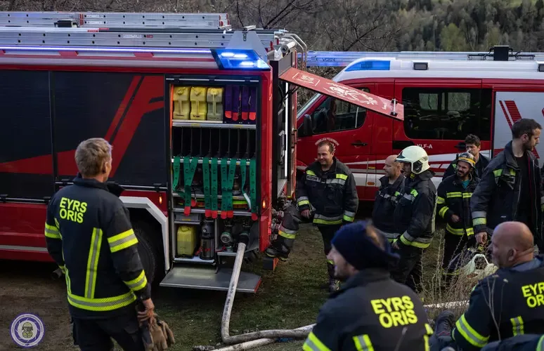 MARLENGO, INCENDIO IN UNA CUCINA, NESSUN FERITO