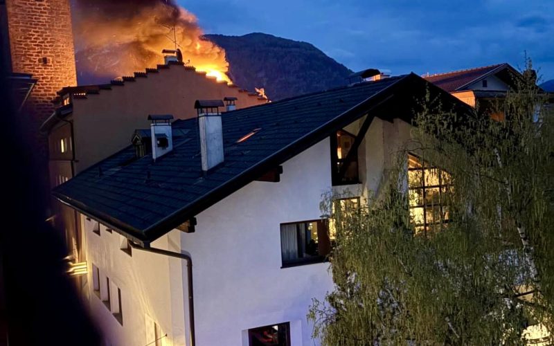 DOPPIO INTERVENTO DEI VIGILI DEL FUOCO A VIPITENO E RIVA DEL GARDA