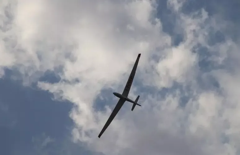 ALIANTE CADUTO SUL VERSANTE AUSTRIACO DEL BRENNERO, MORTO IL PILOTA