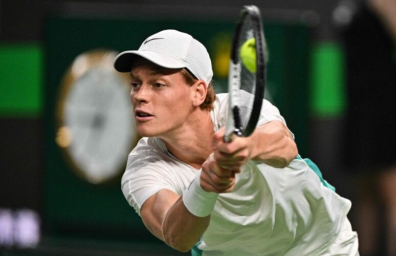 TENNIS, SINNER OGGI IN CAMPO CONTRO RUBLEV PER UNA SEMIFINALE AL FORO ITALICO
