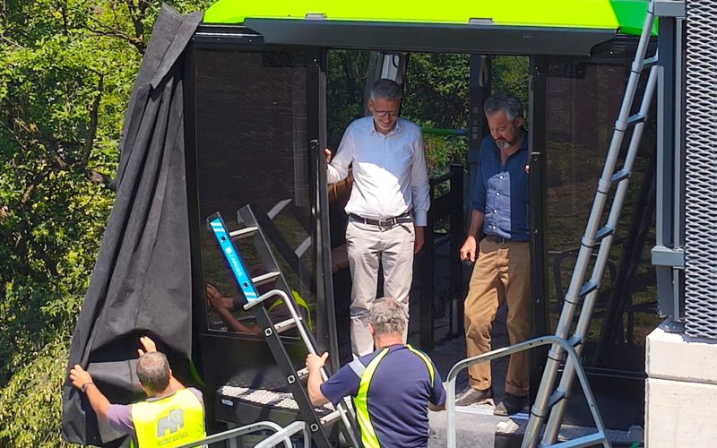 TRENTO, ASCENSORE DI MESIANO: ‘SPACCHETTATA’ LA CABINA