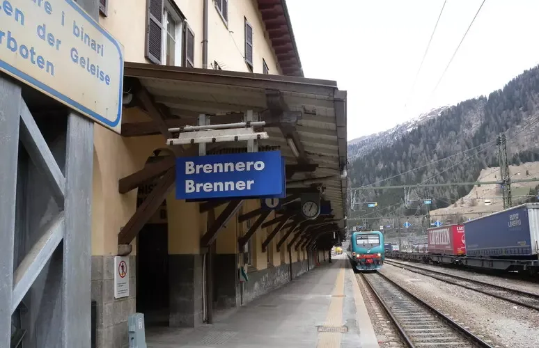 LAVORI SULLA LINEA DEL BRENNERO, DAL 18 LUGLIO BUS AL POSTO DEI TRENI