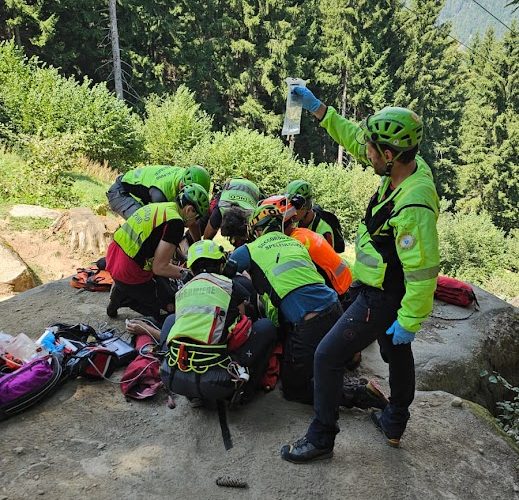 COMMEZZADURA, BIKER FERITA ALLA PISTA DI DOWNHILL