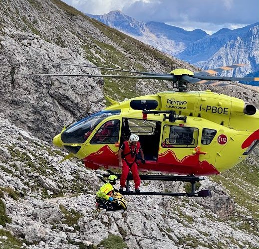 ESCURSIONISTA 71 ENNE FERITO IN VAL DI FASSA