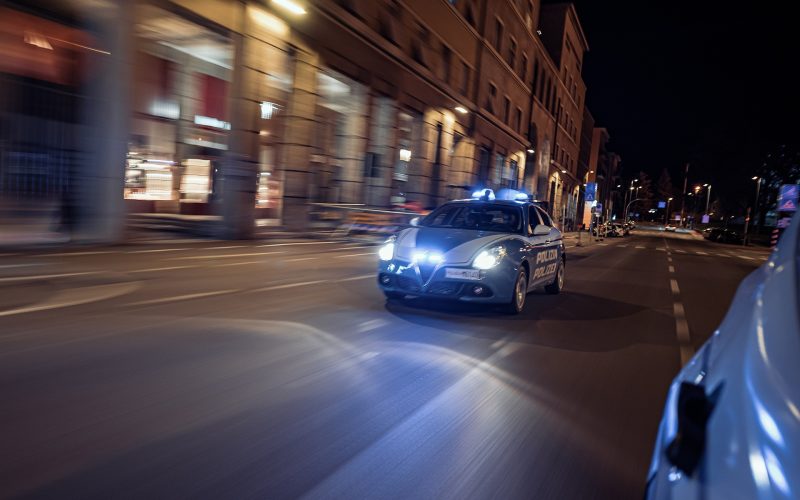 BOLZANO. TENTA IL FURTO E MINACCIA IL DIRETTORE DI UN SUPERMERCATO, DENUNCIATO UN 27 ENNE