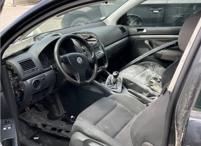 SEDICI VEICOLI ABBANDONATI A TRENTO RIMOSSI E AVVIATI ALLA DEMOLIZIONE