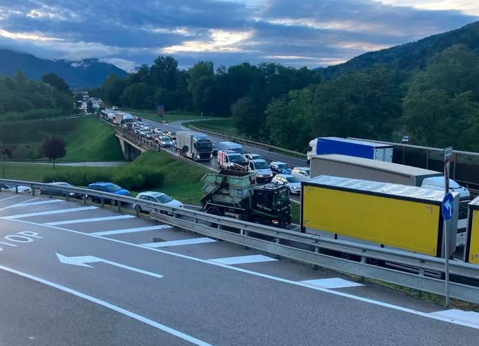 INCIDENTE SULLA SS. 47, TRAFFICO IN TILT