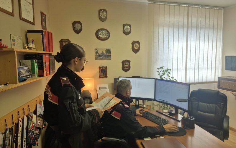 SESTO PUSTERIA, SI APPROPRIA DELL’ACCOUNT WHATSAPP DI UNA 69ENNE E CHIEDE SOLDI AI CONTATTI: DENUNCIATA